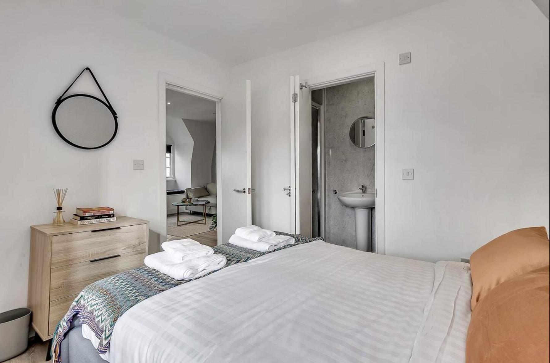 Vibrant Kensington Street Apartamento Londres